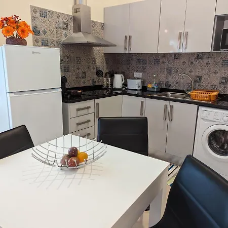 Charming Center In Funchal - Perfect For Short Vacations Apartment